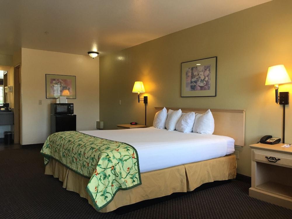 Surestay Hotel By Best Western Ukiah Exterior photo