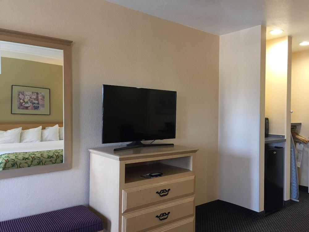 Surestay Hotel By Best Western Ukiah Exterior photo