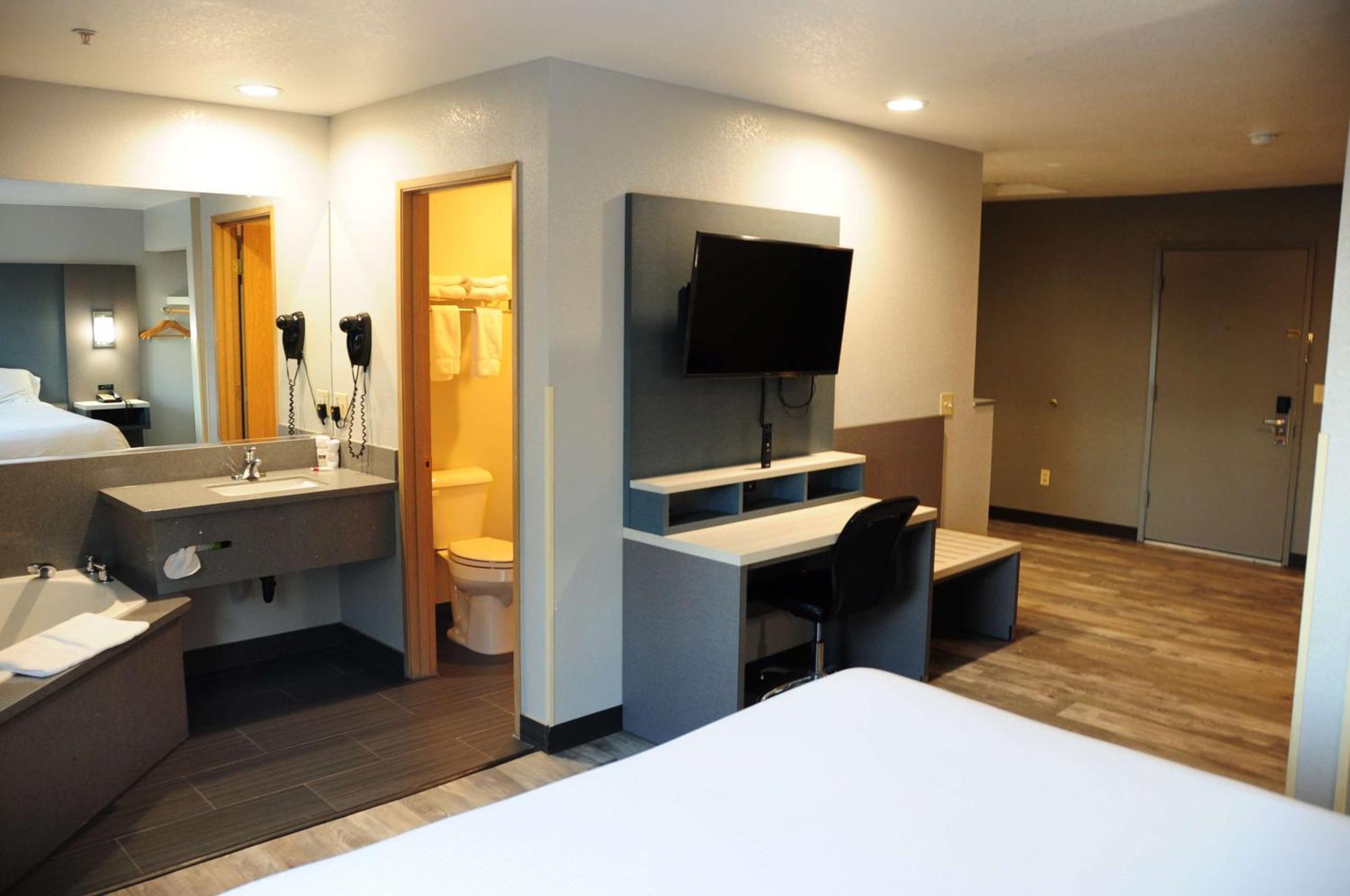 Surestay Hotel By Best Western Ukiah Exterior photo